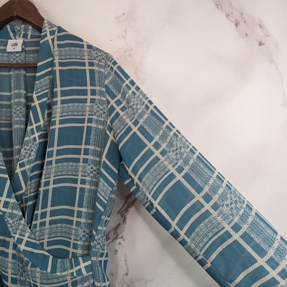 CAbi Blouse Blue Medium 3068 Windowpane Plaid Surplice Faux Wrap Top Long Sleeve - Picture 11 of 11